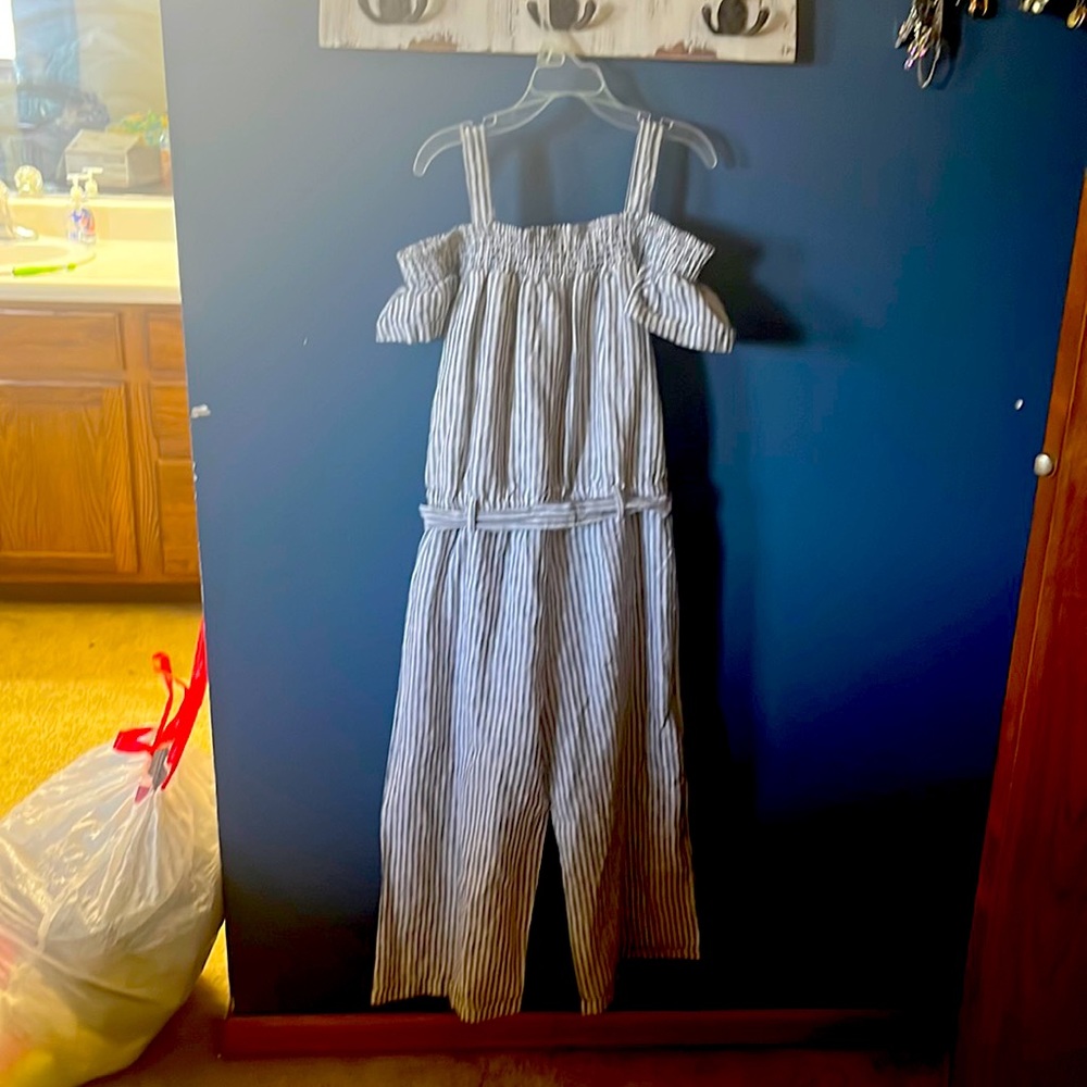 Adorable blue and white striped jumper!